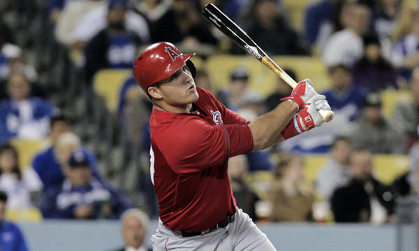 Mike Trout's agent shoots back at industry critics - latimes