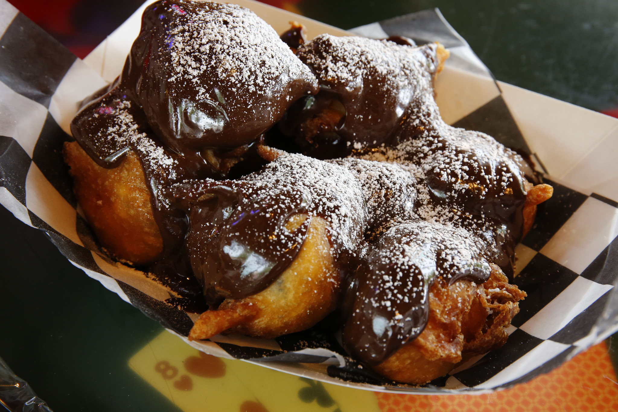 Top 5 foods at Six Flags Great America - Chicago Tribune