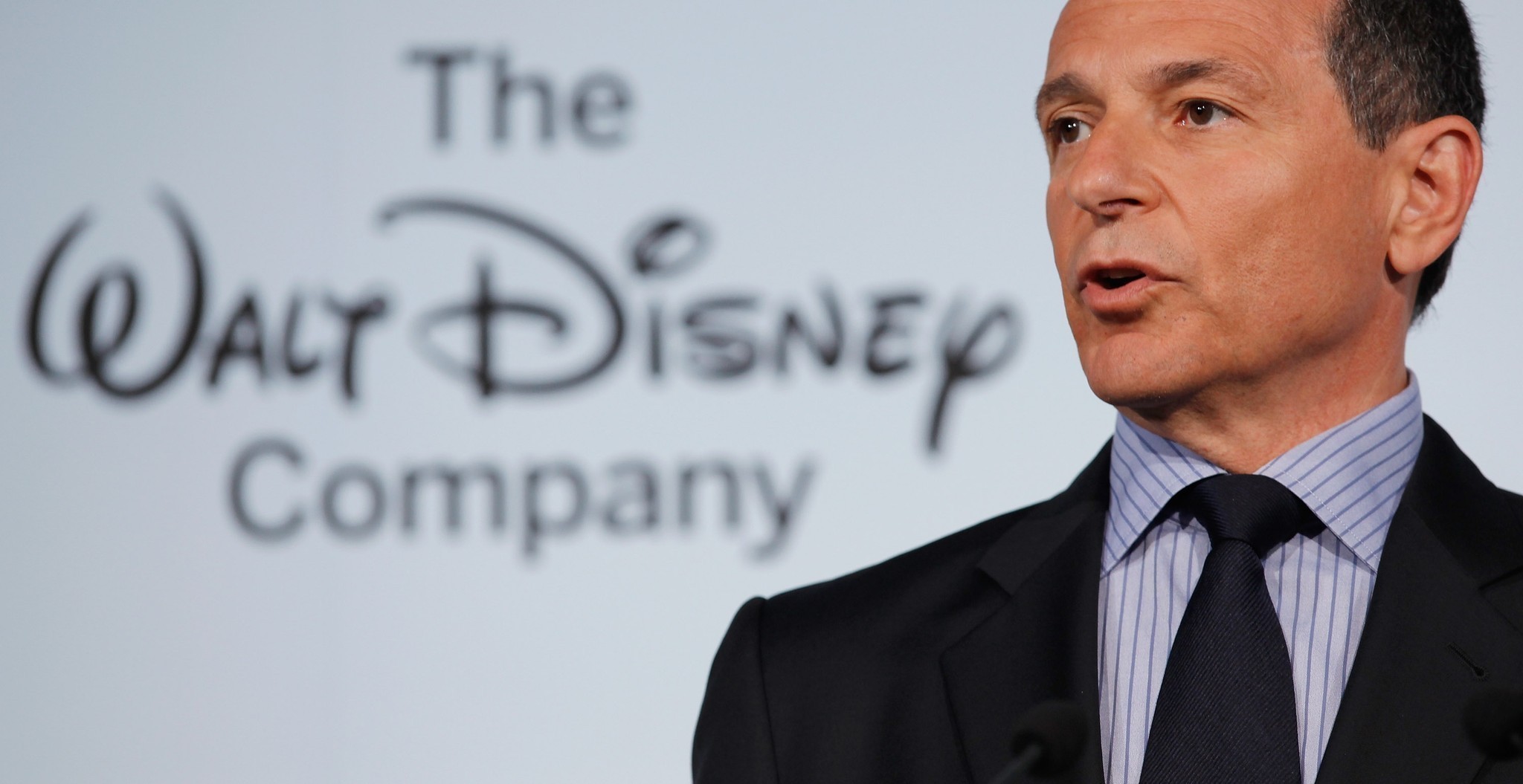 Disney Chief Executive Robert Iger gets twoyear contract