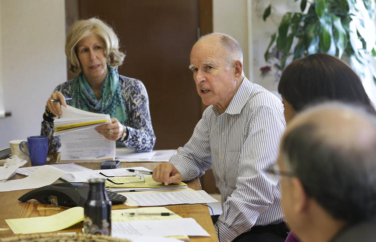 Nancy McFadden and Gov. Jerry Brown in the governor's office. (Rich Pedroncelli / Associated Press)