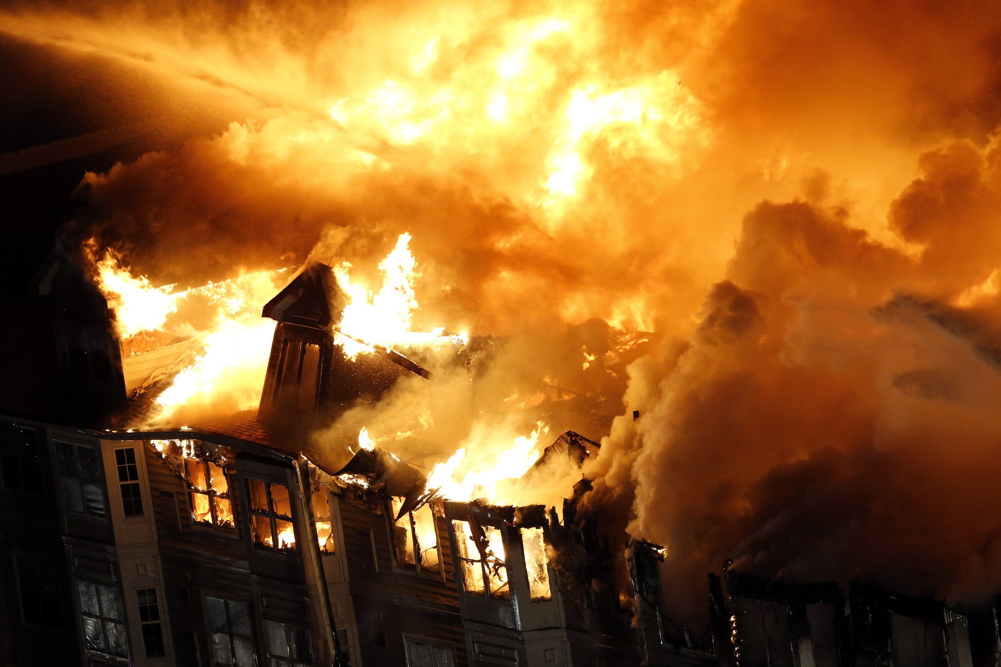 Apartment complex fire in N.J. accidentally caused by ...