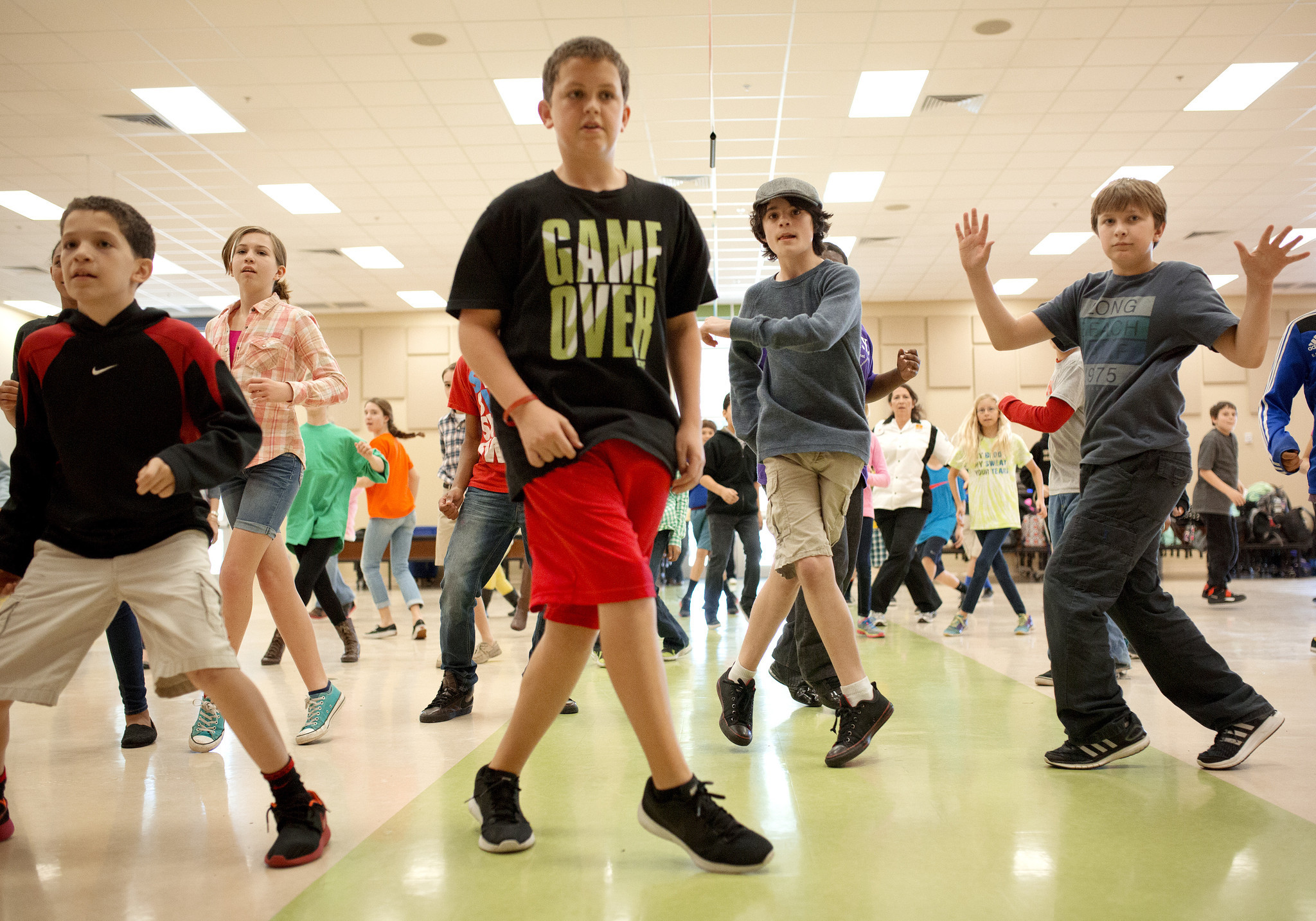 Cast of 'Newsies' teaches fitness program at Maitland Middle School ...