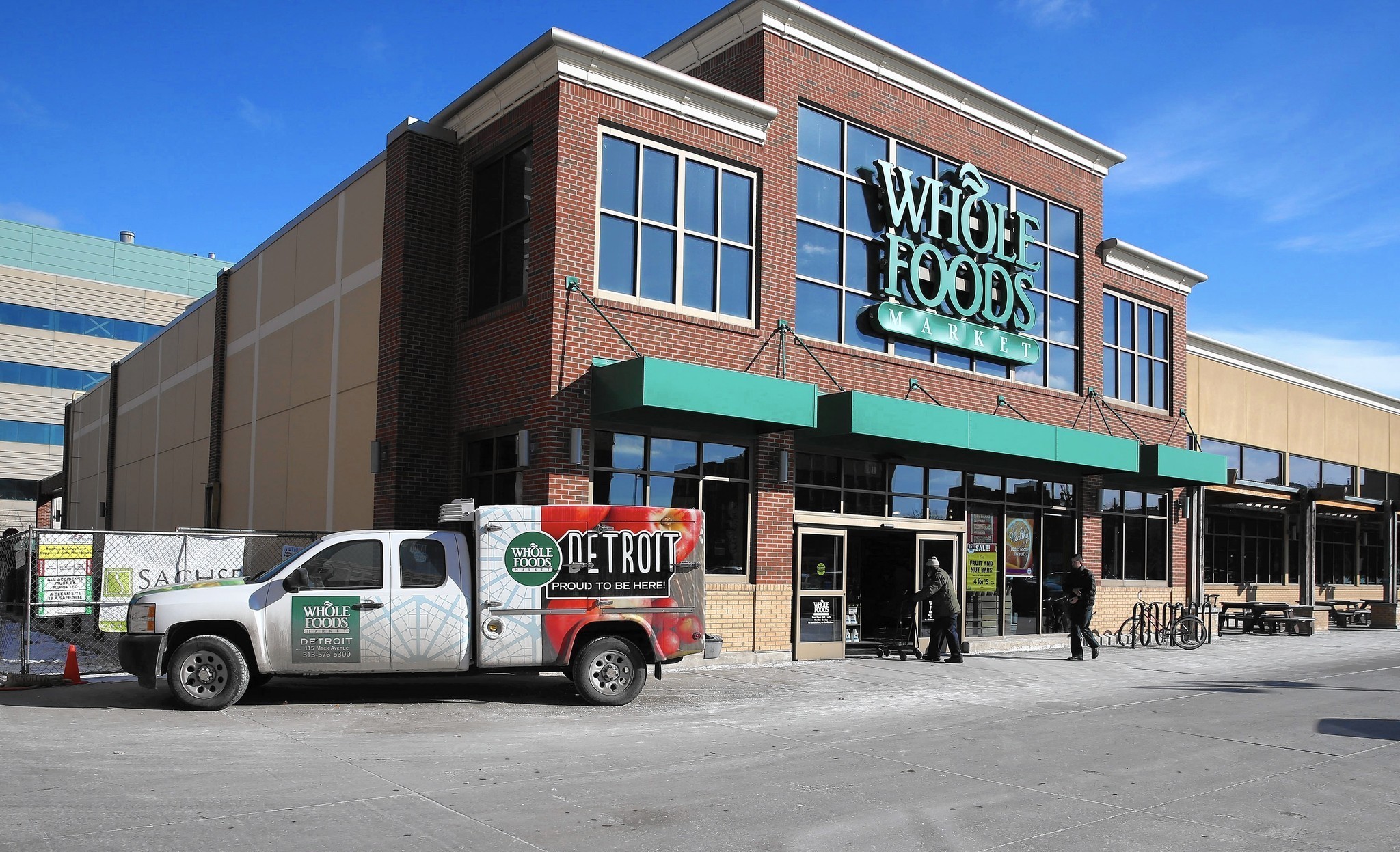 As Whole Foods ventures to Englewood, many eyes on Detroit ...