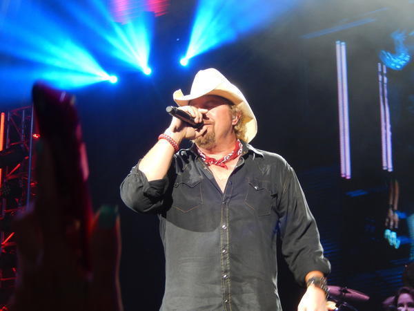 Review: Toby Keith in West Palm Beach - southflorida.com