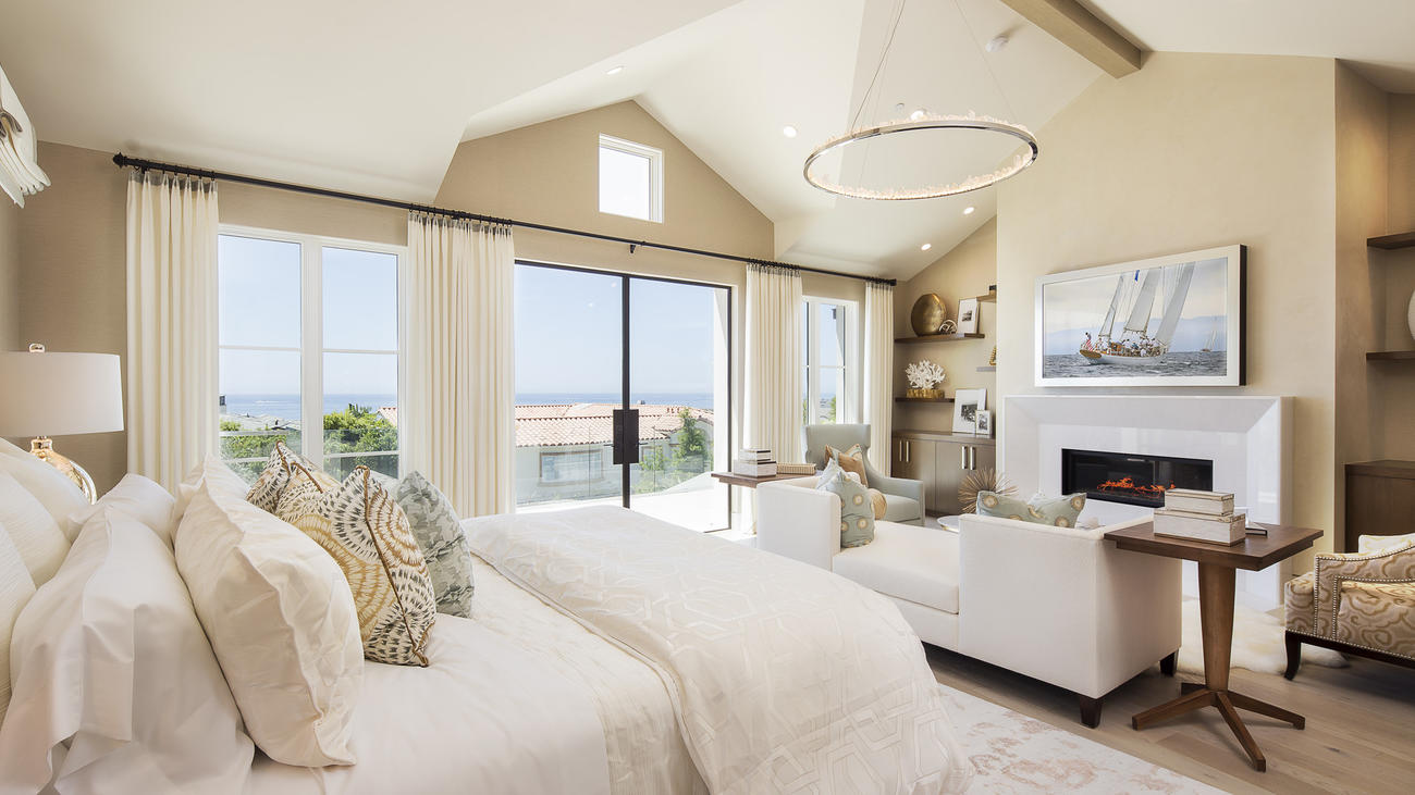 Home of the Day: A tricked-out modern farmhouse in Corona del Mar