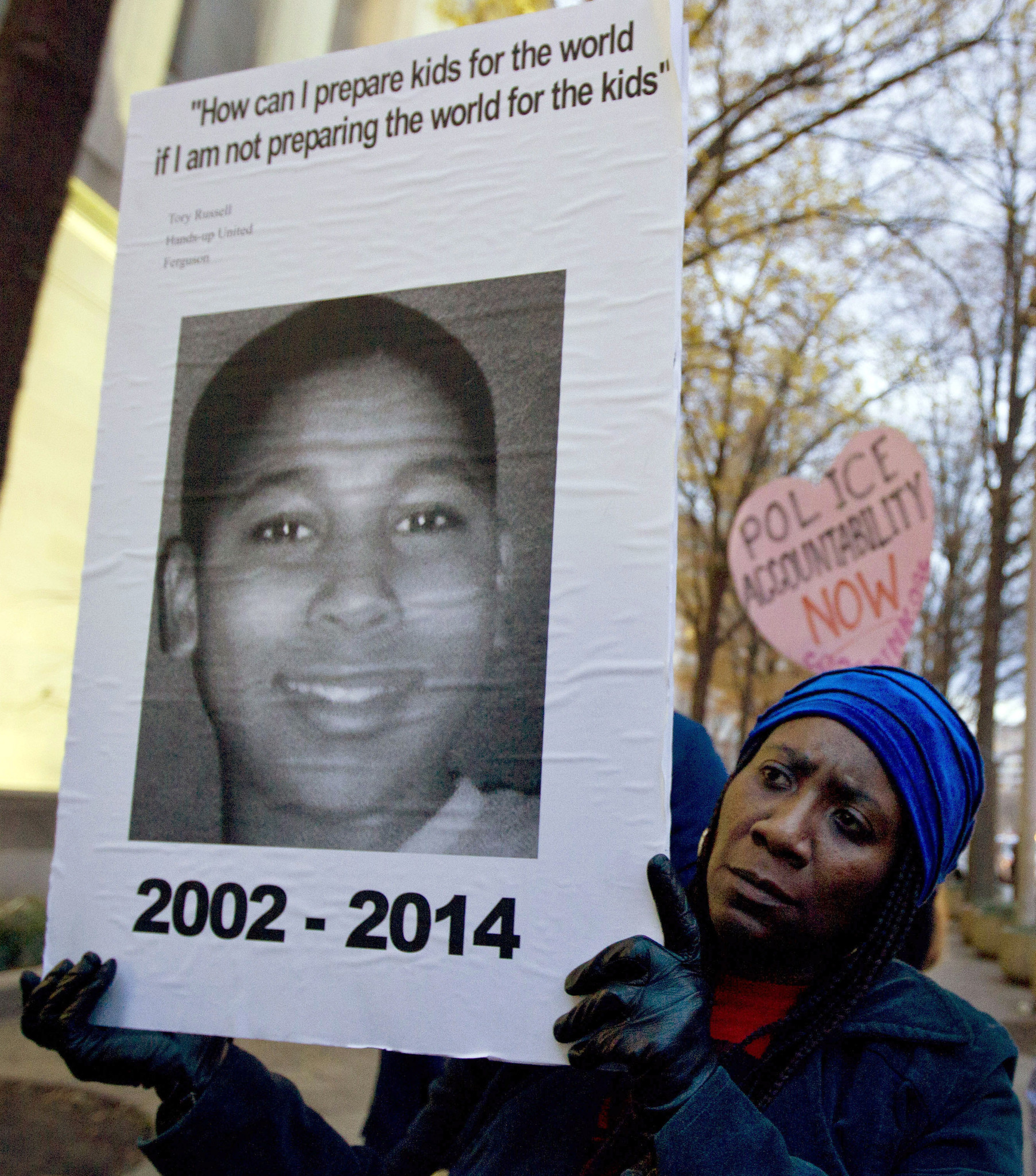 2 Cleveland officers still in jeopardy over Tamir Rice case - Chicago