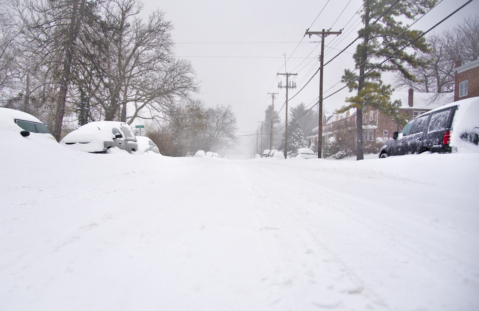 Frederick Road on Saturday morning during the blizzard - Capital Gazette