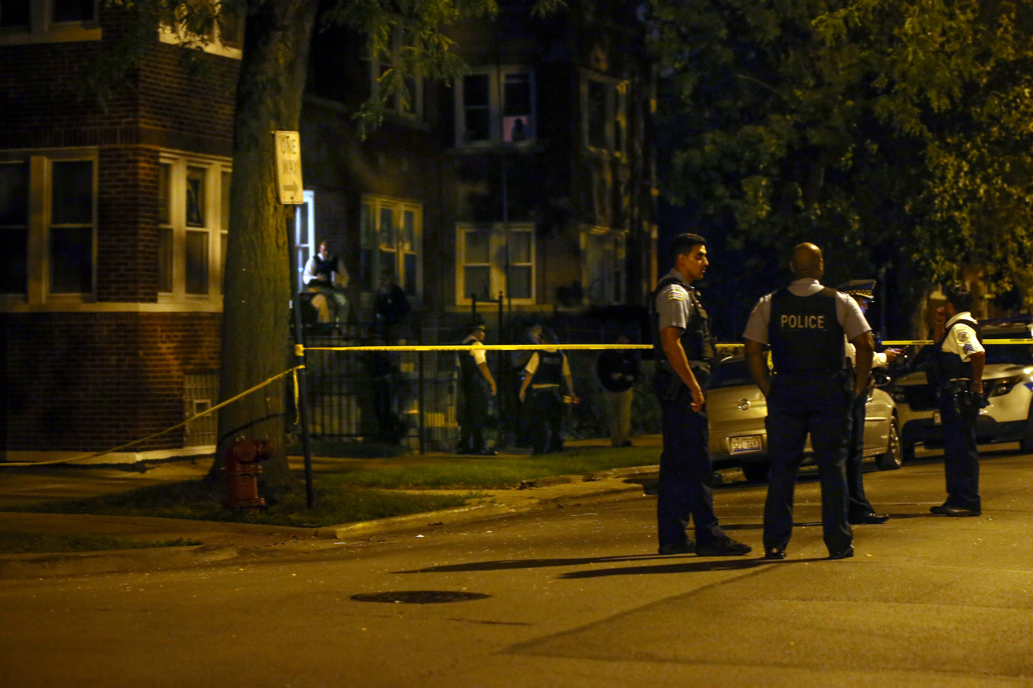 Lawsuit Alleges Chicago Cop Shot Unarmed Mentally Disturbed Man Chicago Tribune