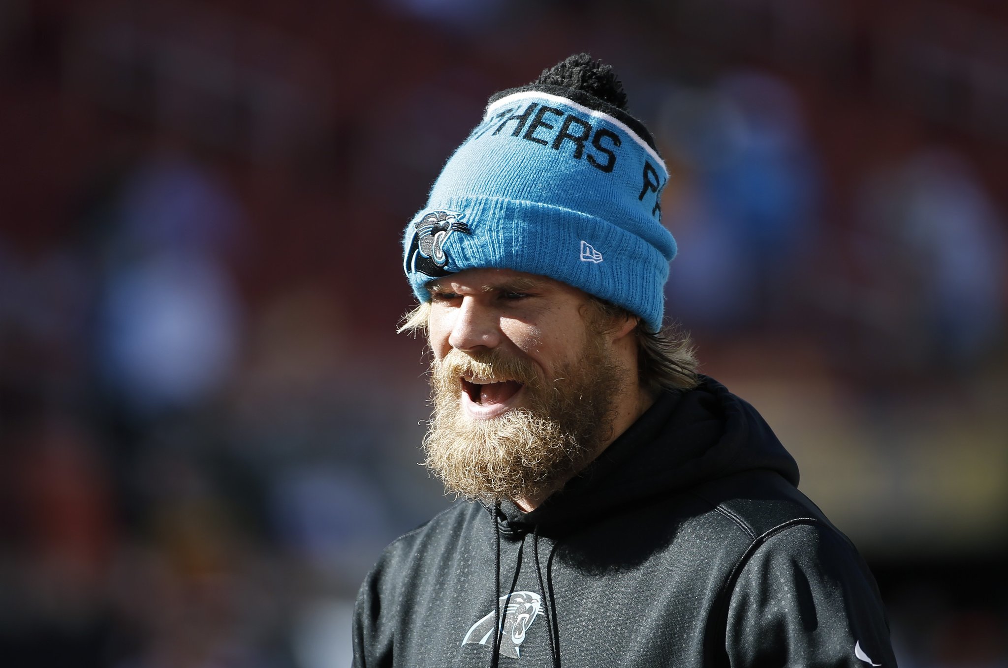 Panthers' Greg Olsen shaves beard: 'All good things must come to an end' - Chicago Tribune