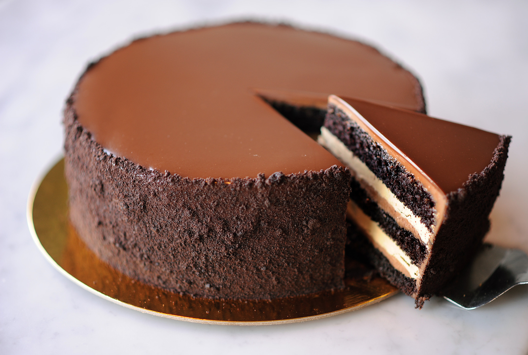 la-fo-proof-chocolate-cake-20160213