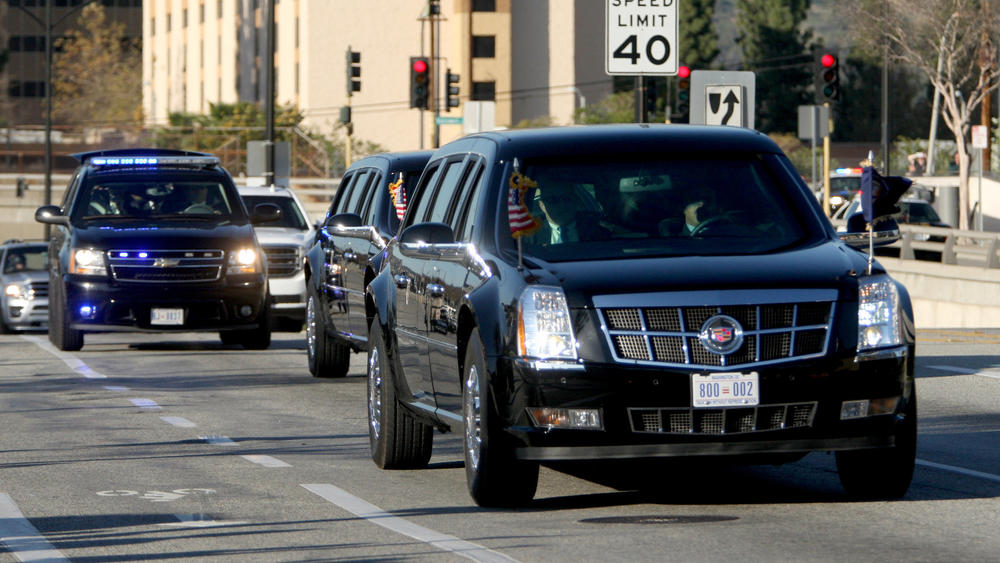 President Obama's motorcade travels Hollywood Way after landing in Marine One at Bob Hope Airport in Burbank in February.