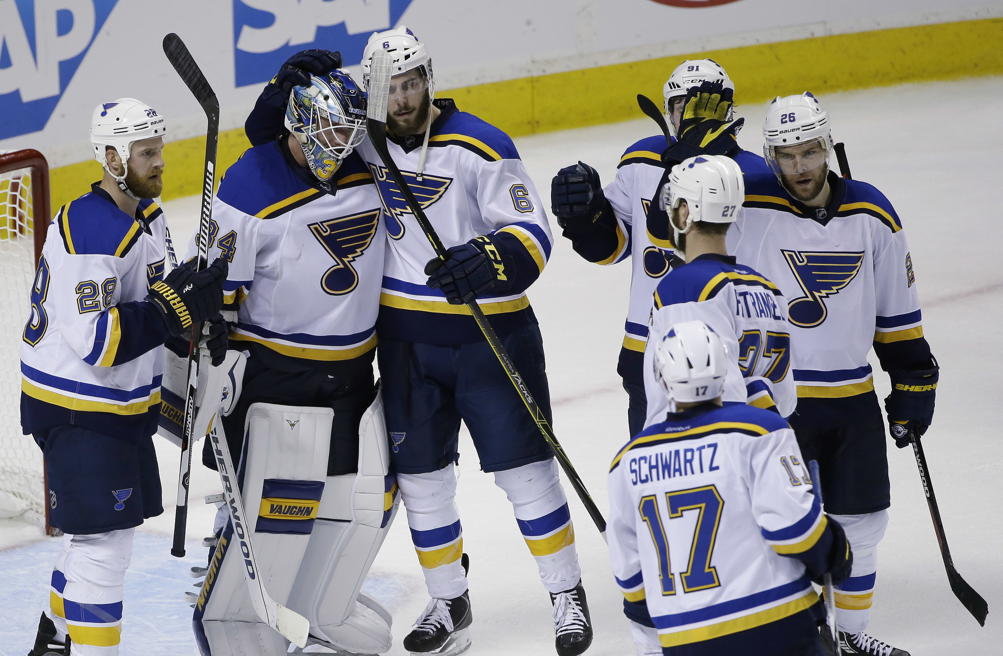 Blues beat Sharks 6-3 to even series at two games apiece - Chicago Tribune