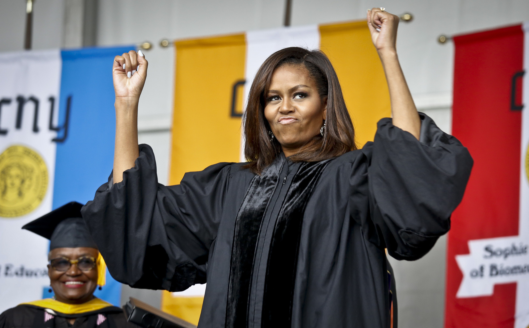 Michelle Obama praises diverse grads in her final commencement speech - Chicago Tribune