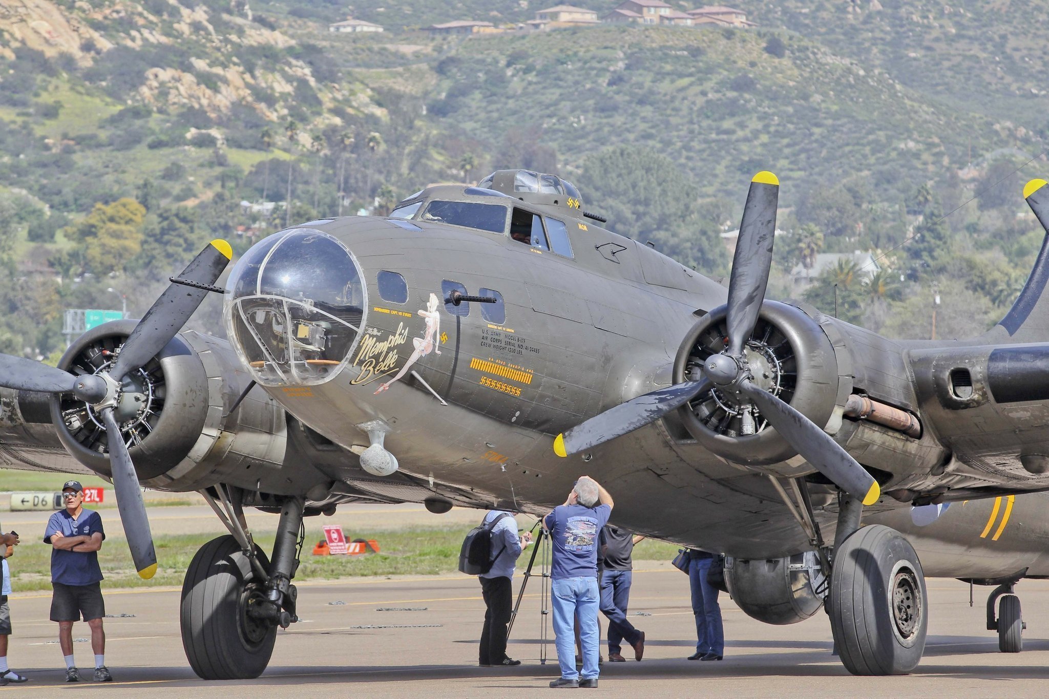 sdut-B-17-bomber-on-display-in-El-Cajon-2013mar19