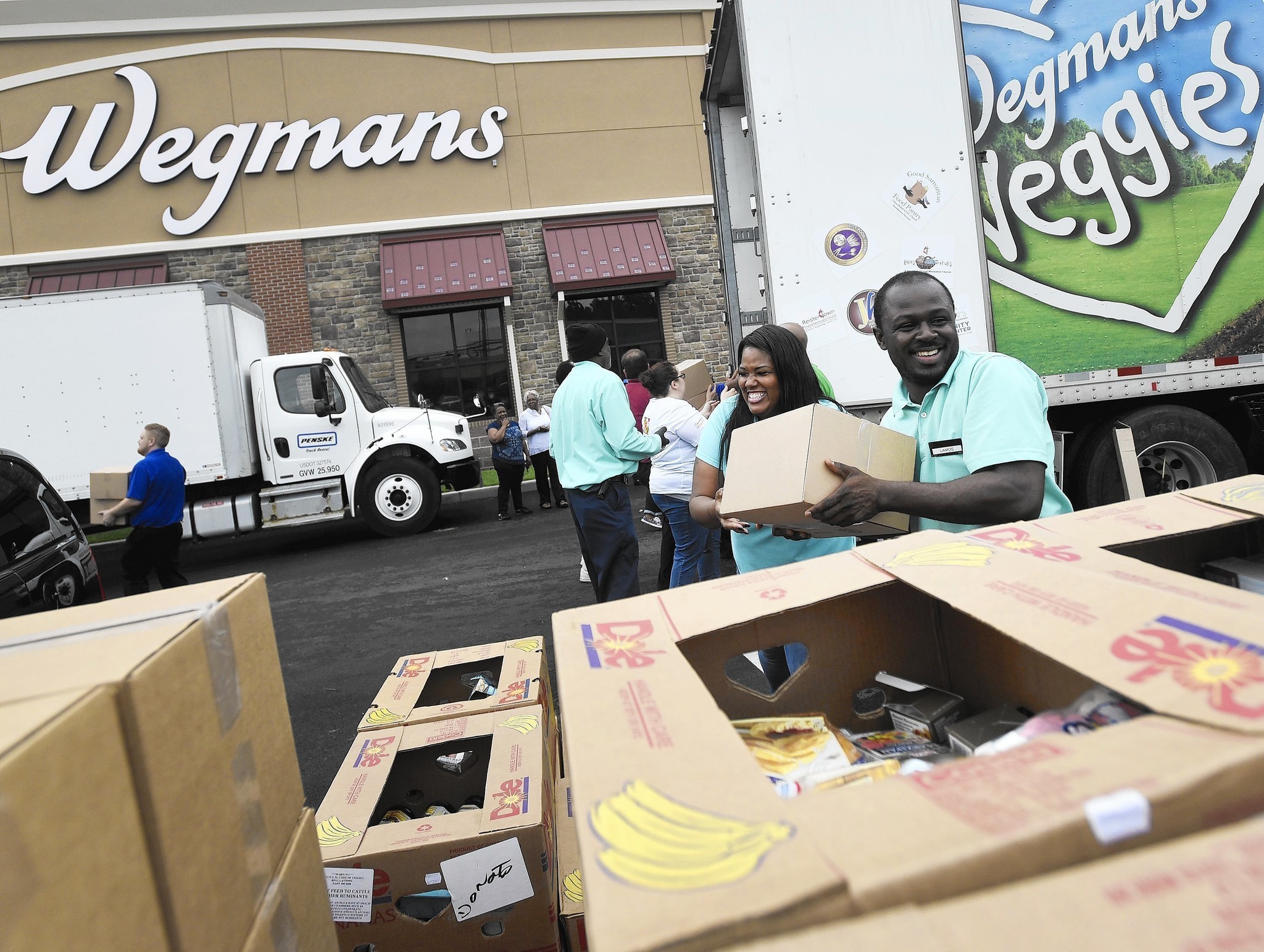 Owings Mills Wegmans donates food to community in advance ...