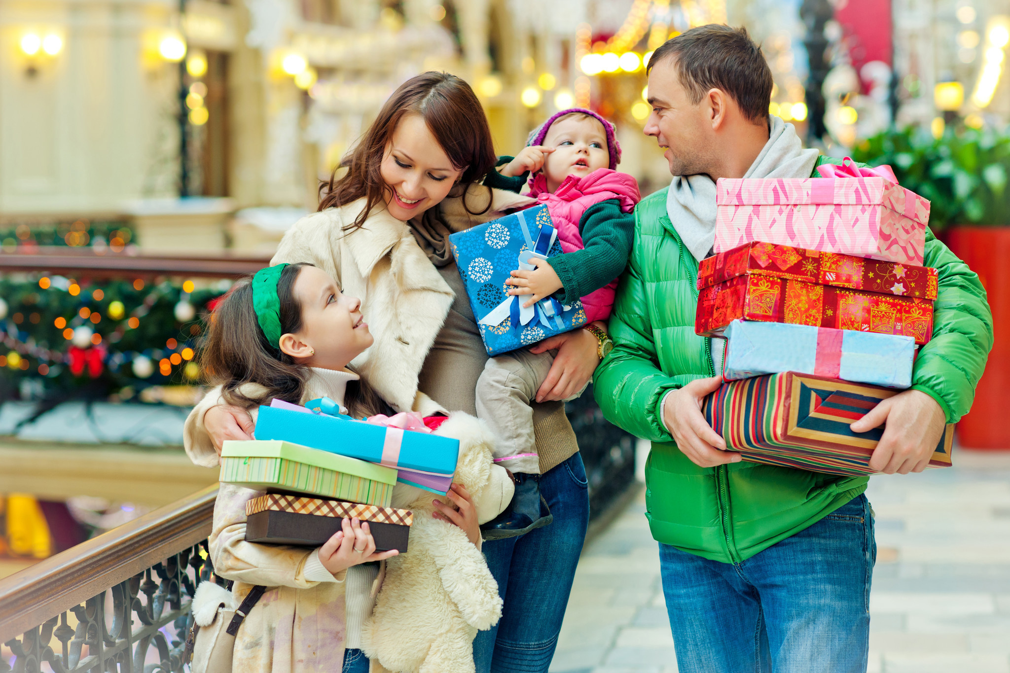 Resist holiday overspending with tips from experts - Chicago Tribune Nominate A Family For Christmas Help