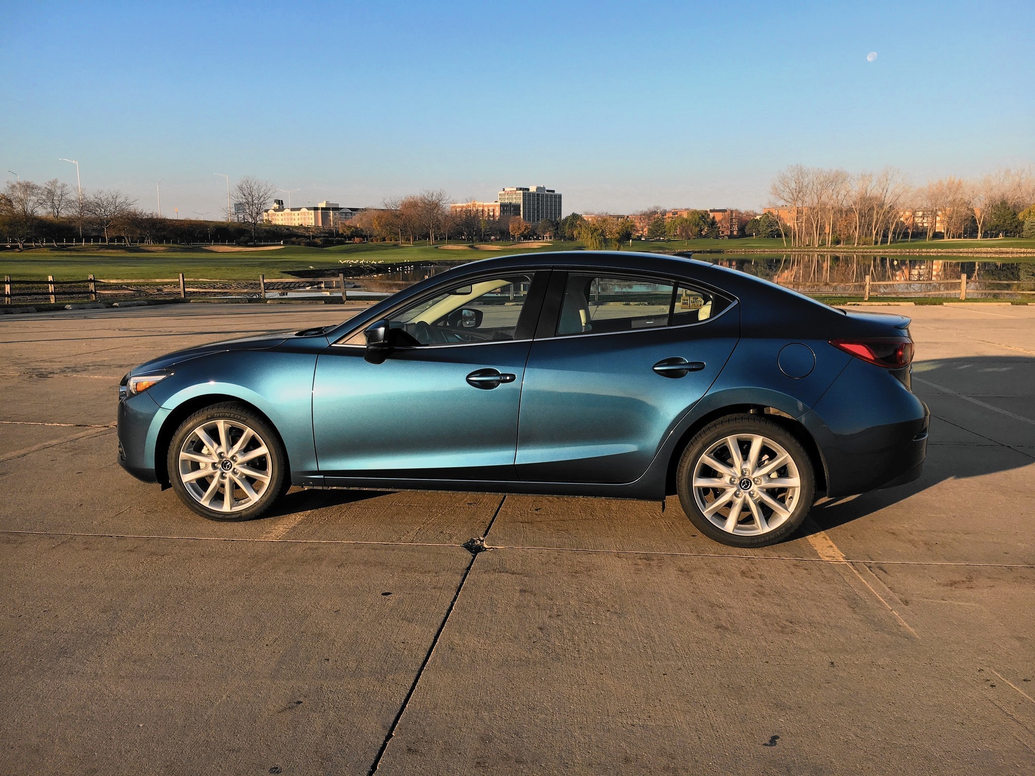 2017 Mazda3 compact sedan handles crowded class - Chicago Tribune