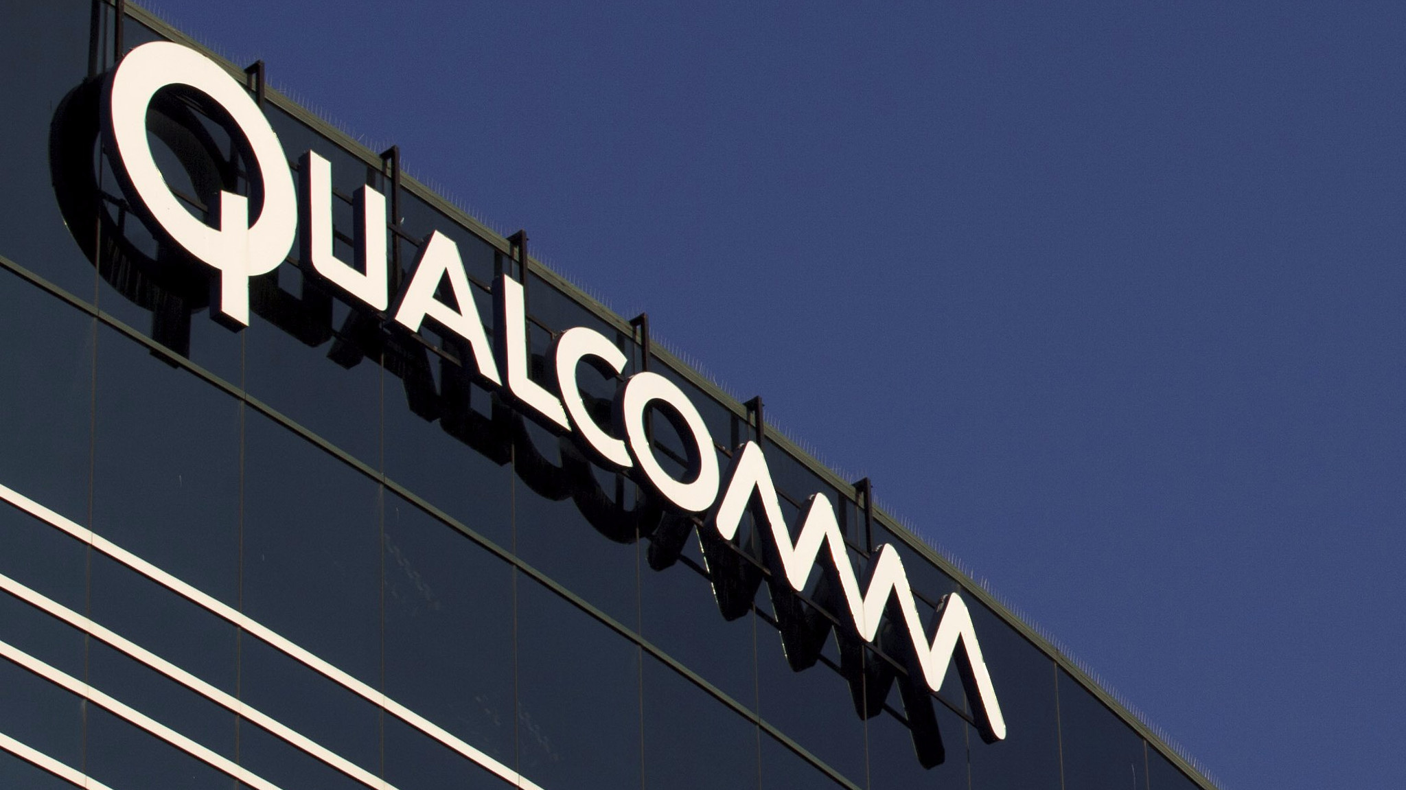 Qualcomm gets into chips for computer servers, challenging ...