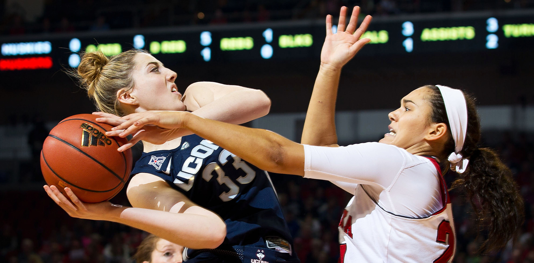 Thrilling Week in Women's College Basketball: Record-Breaking Wins and Upsets Await!
