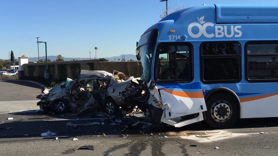 1 dead, 17 injured in Anaheim crash involving car and transit bus - LA ...