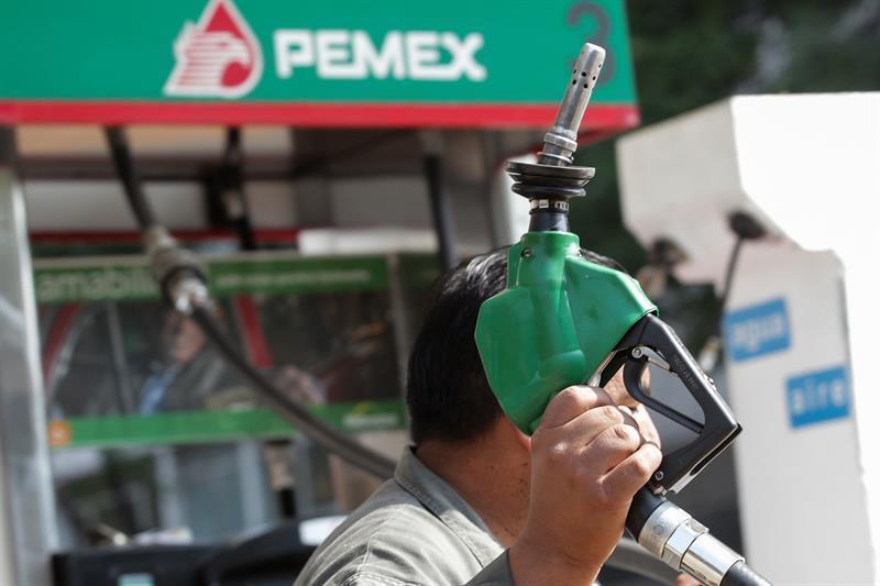 Resultado de imagen para escasez de gasolina 2017