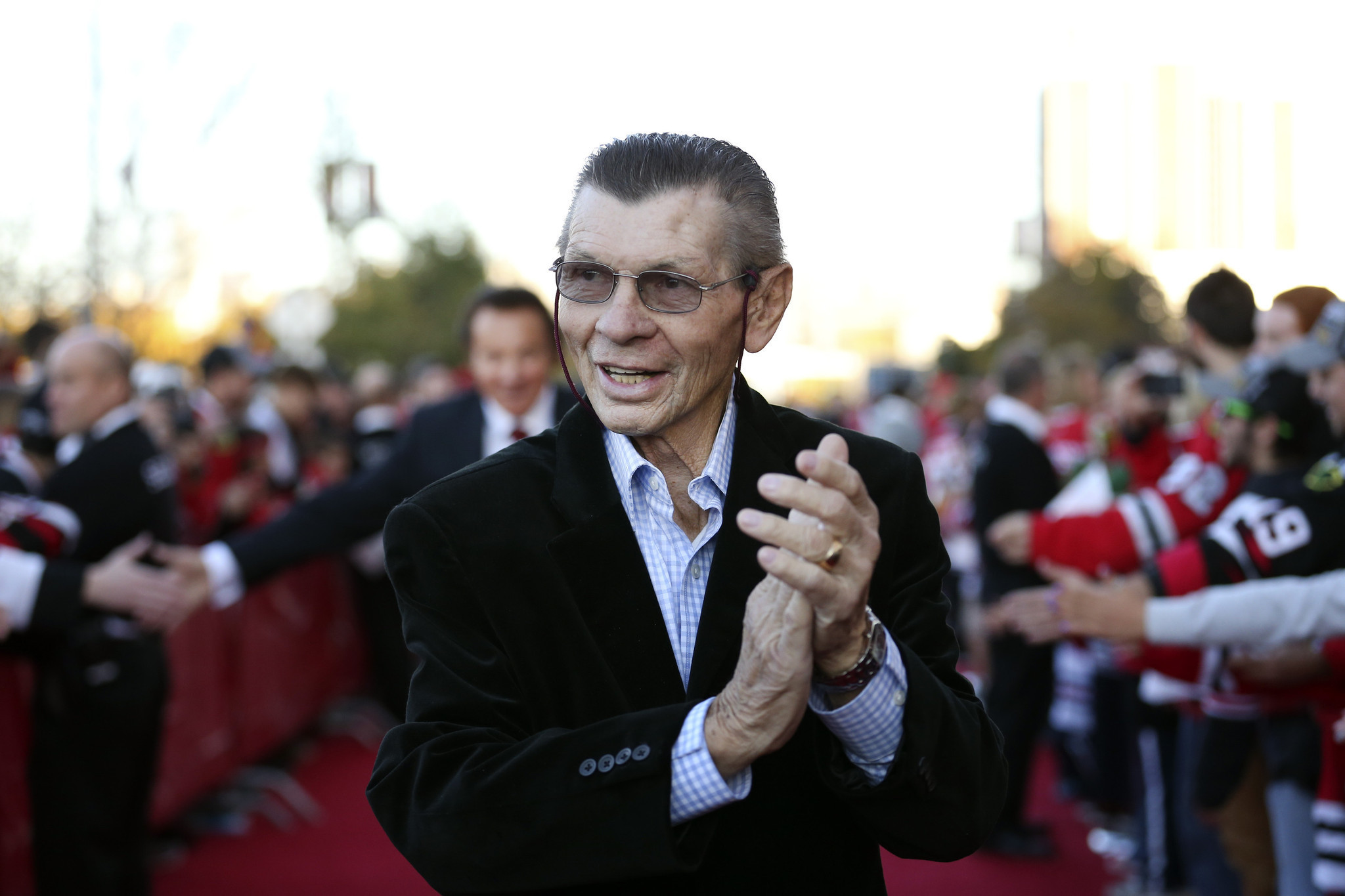 Stan Mikita won't attend NHL's Top 100 ceremony due to health issues - Chicago Tribune2048 x 1365