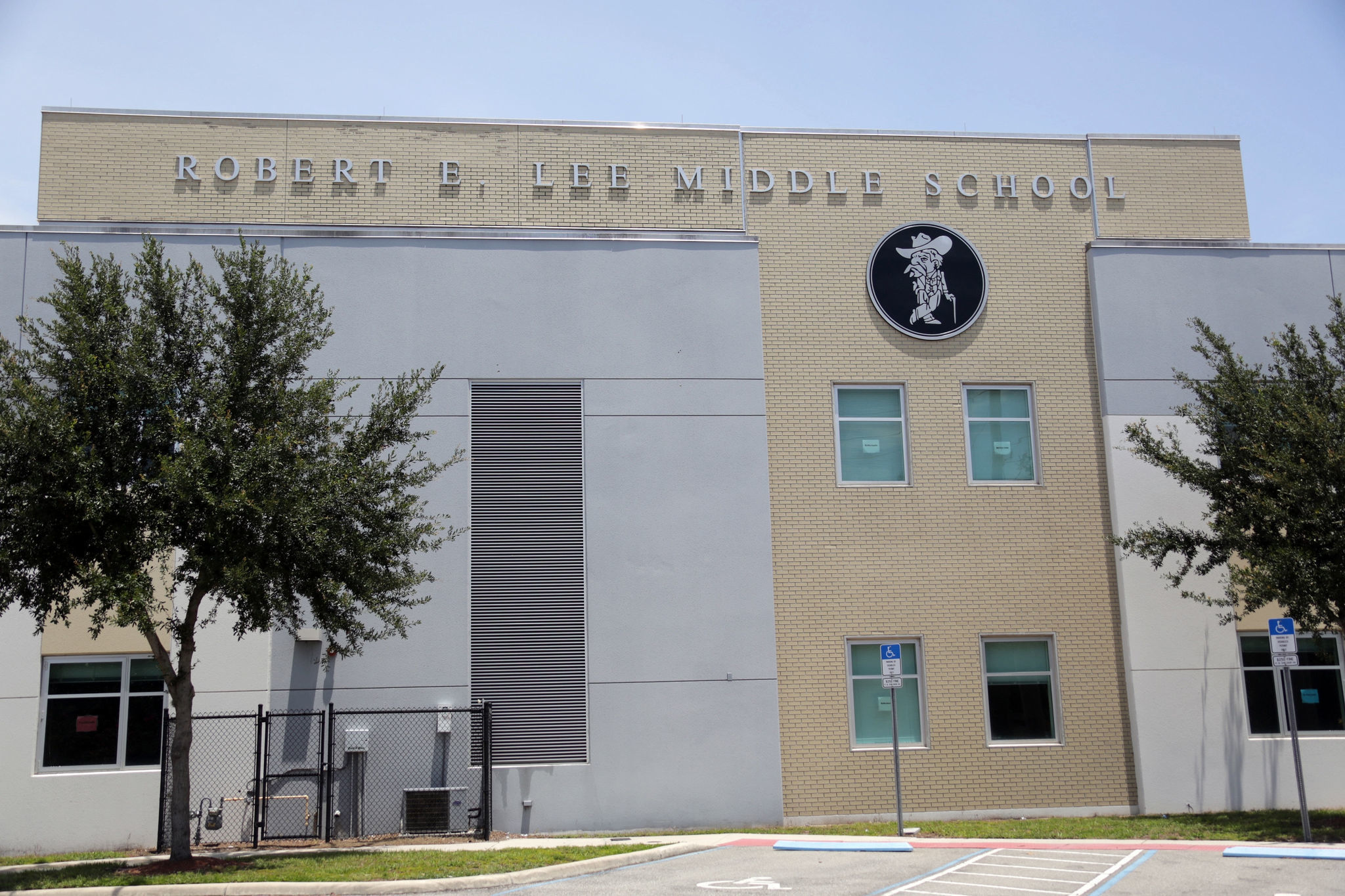 Lee Middle School will become College Park Middle - Orlando Sentinel