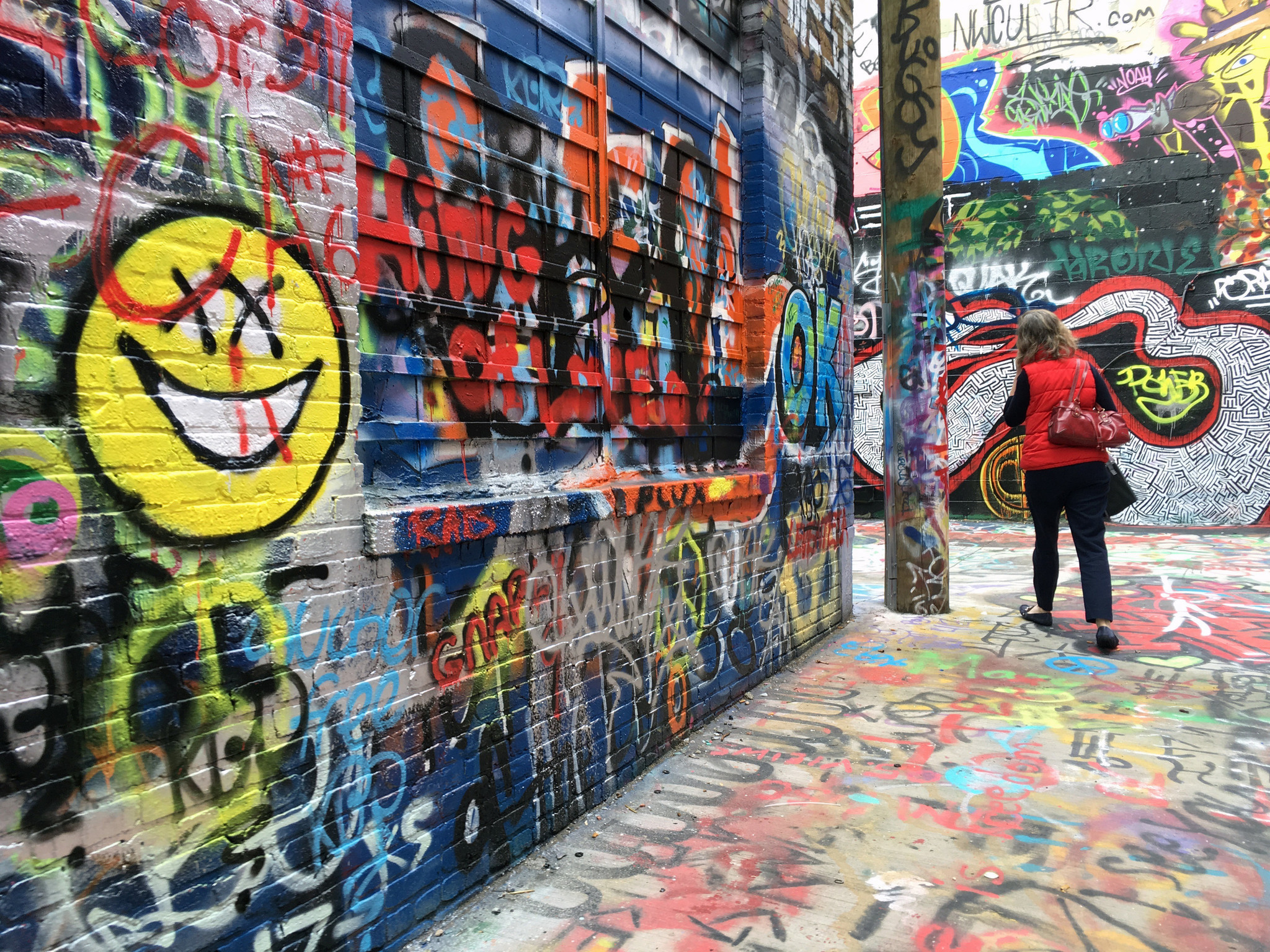 Best-kept secret: Graffiti Alley behind The Motor House - Baltimore Sun