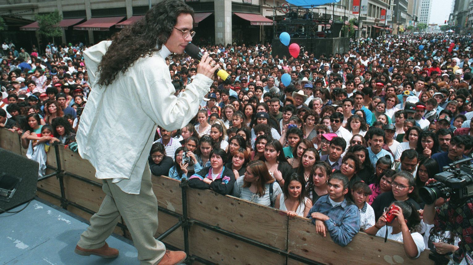 Marc Anthony entertains a downtown L.A. crowd in the 1990s.