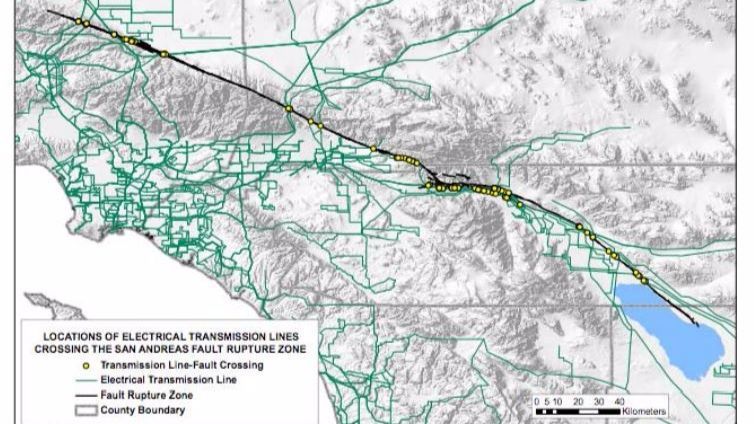 Where electrical transmission lines cross the San Andreas fault, according to a 2008 report.