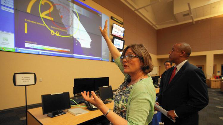 Lucy Jones in 2015 discusses California's prototype earthquake early warning system.