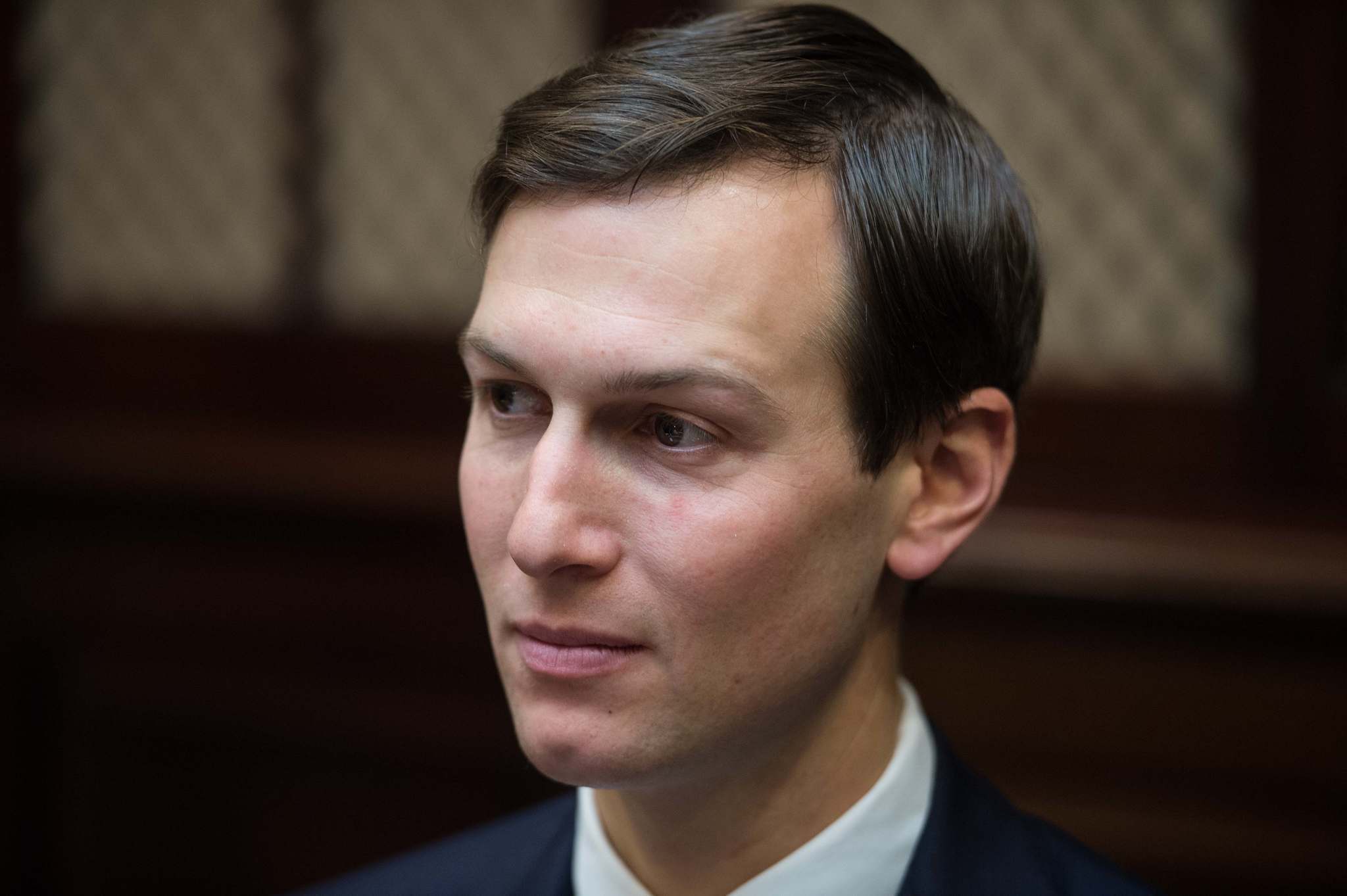 As White House defends Kushner, experts question his back-channel move