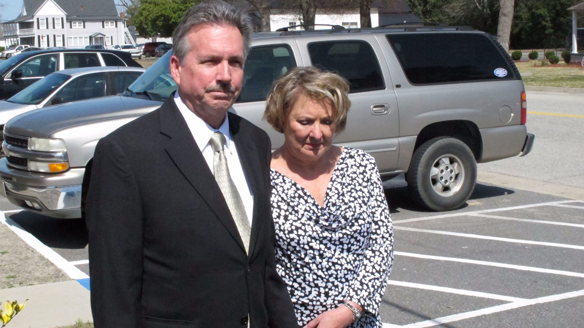 Richard and Elizabeth Jones, whose daughter, Sarah, was killed by a train on a Georgia movie set in 2014, met with reporters outside the Wayne County Courthouse in Jesup, Ga., the following year.
