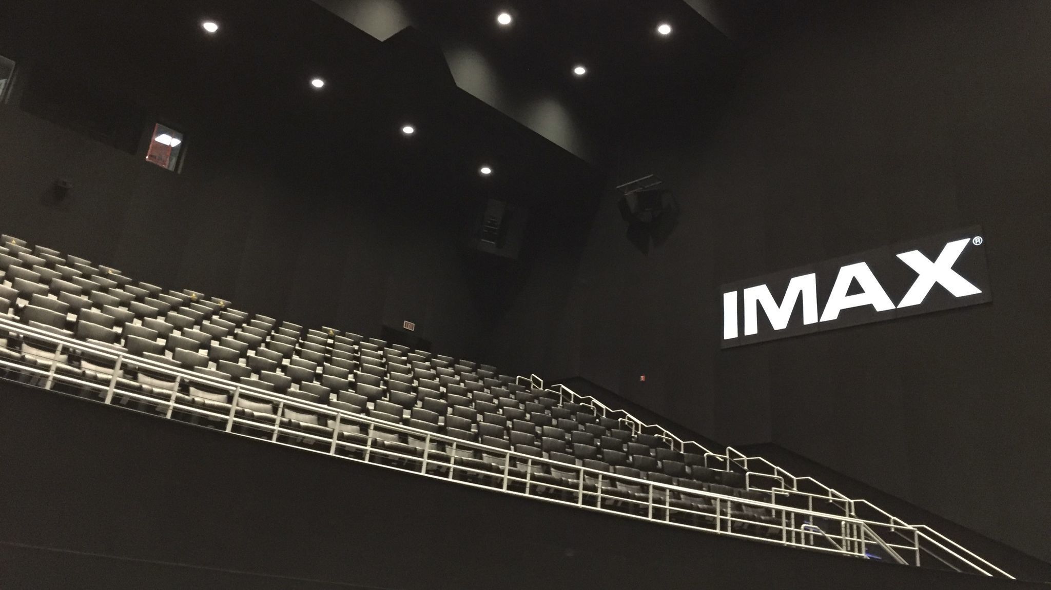Navy Pier unveils redesigned Imax theater after summer ...