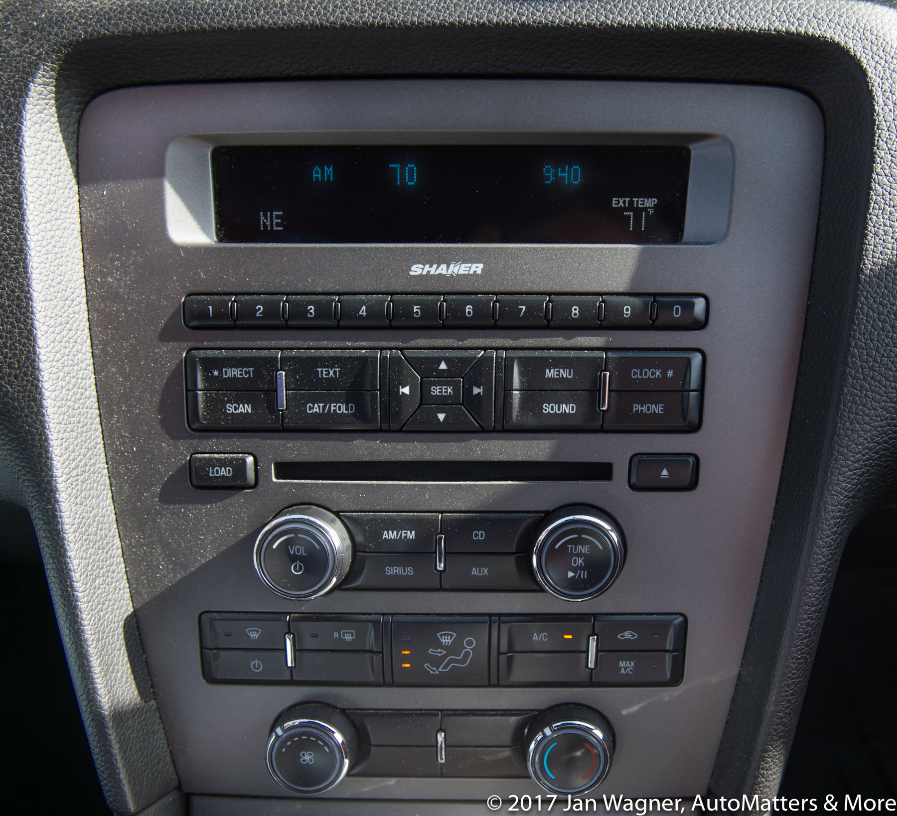 Outdated Ford Mustang audio system
