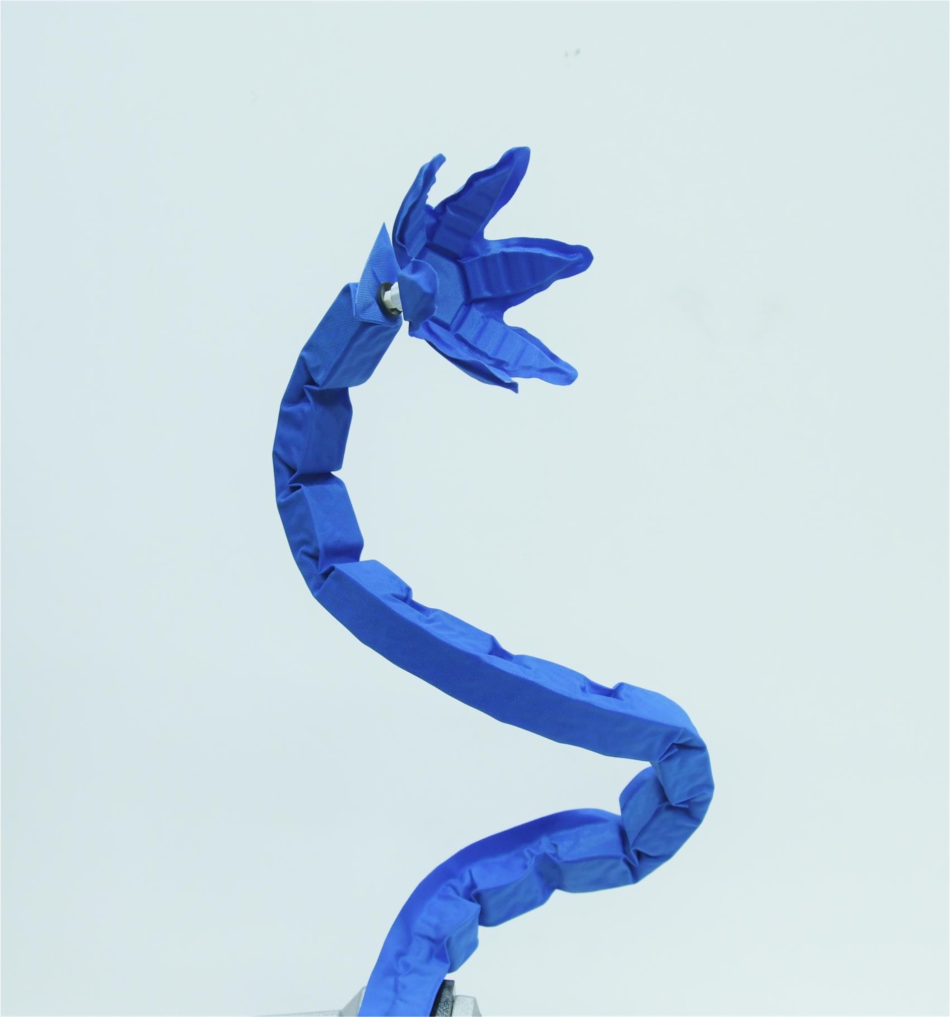   Artificial muscle similar to a snake 