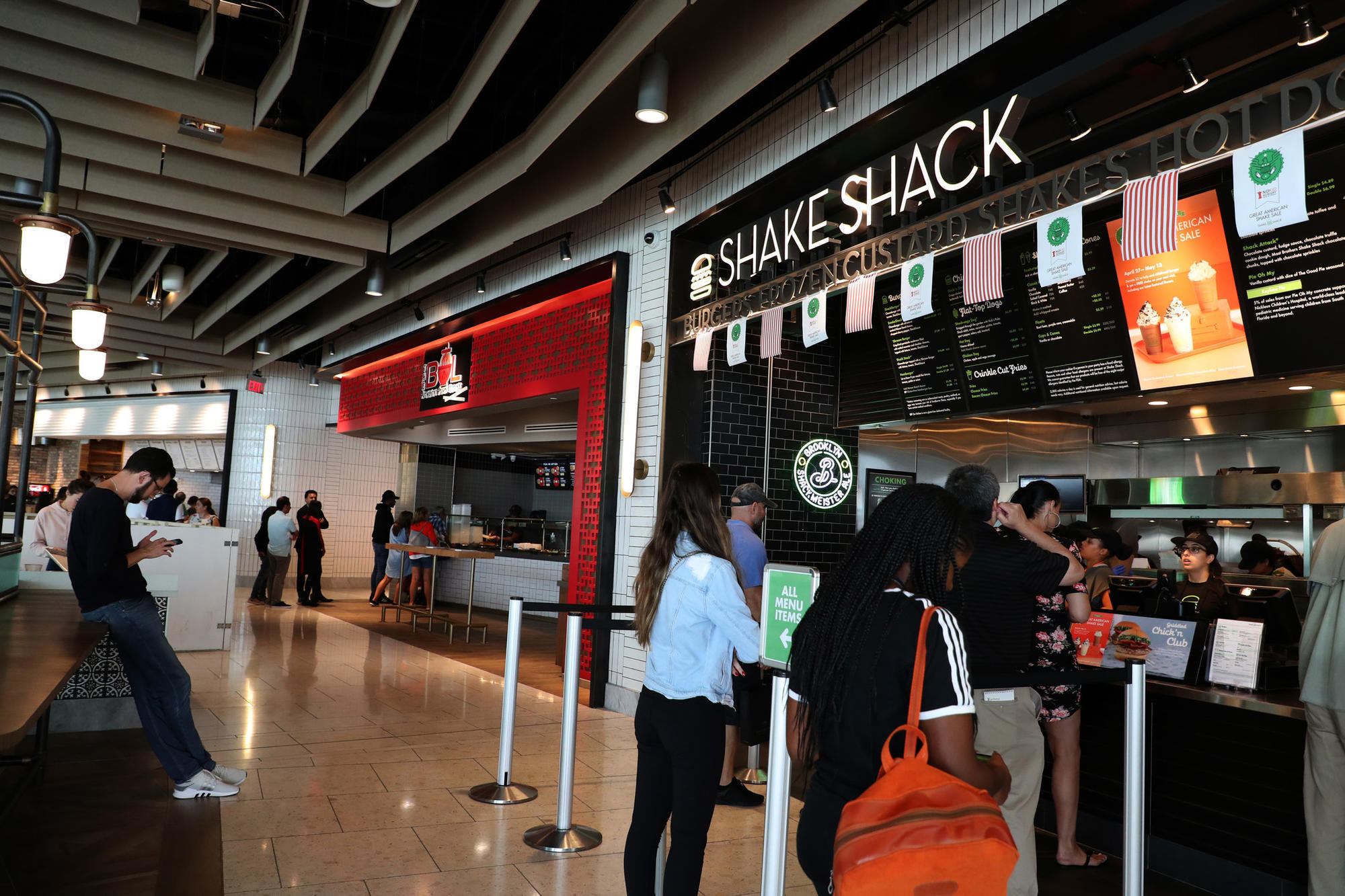 New dining era begins at Aventura Mall with Treats Food Hall, Tap 42