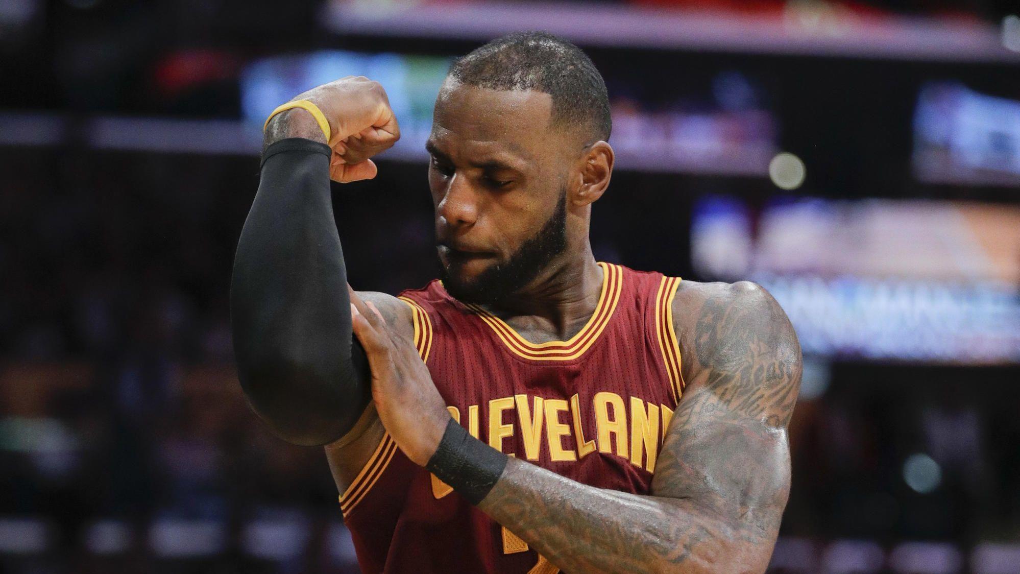 LeBron James agrees to 4-year, $154 million deal with the Lakers - Chicago Tribune