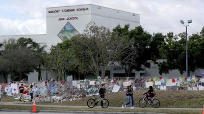 Security guard spotted shooter before Parkland massacre