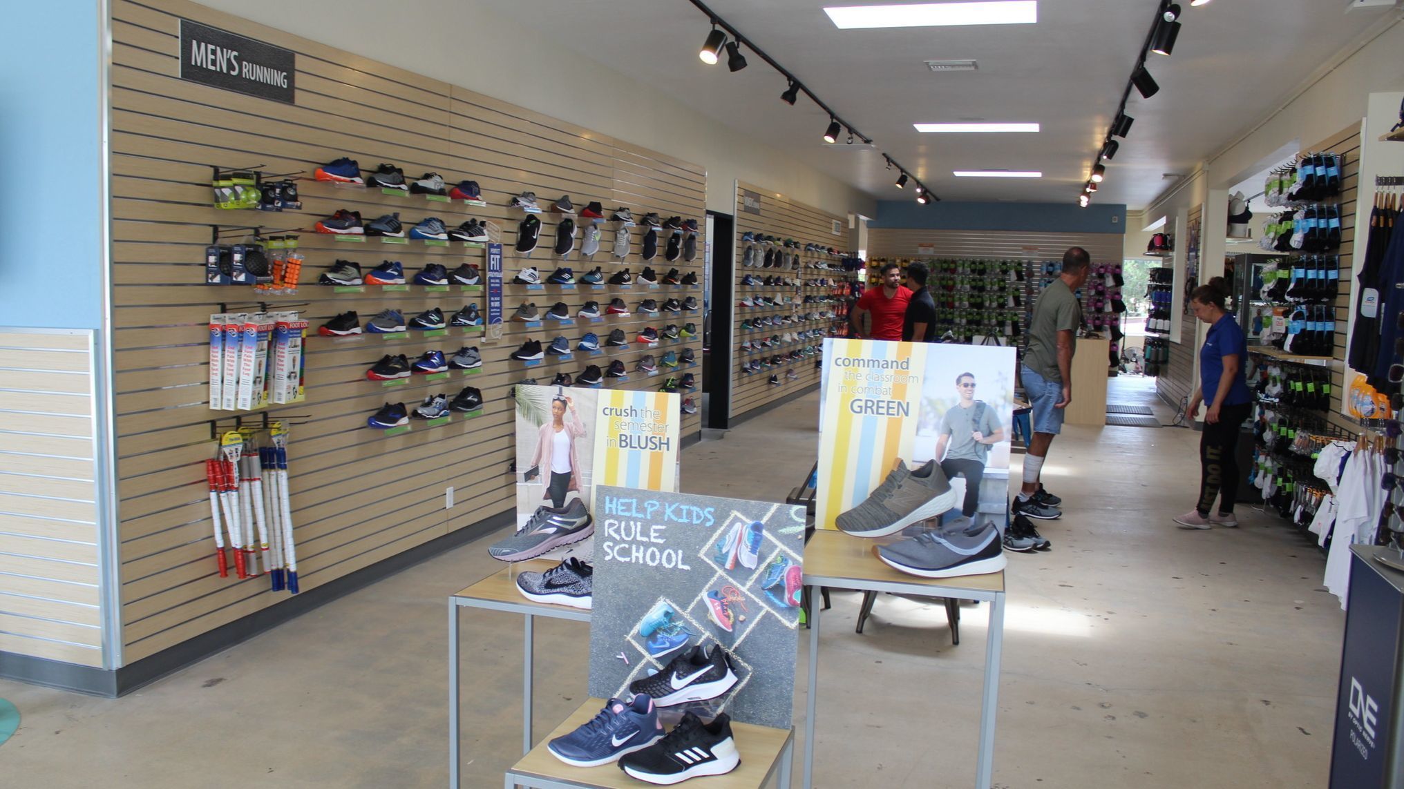 road runner sports shoes