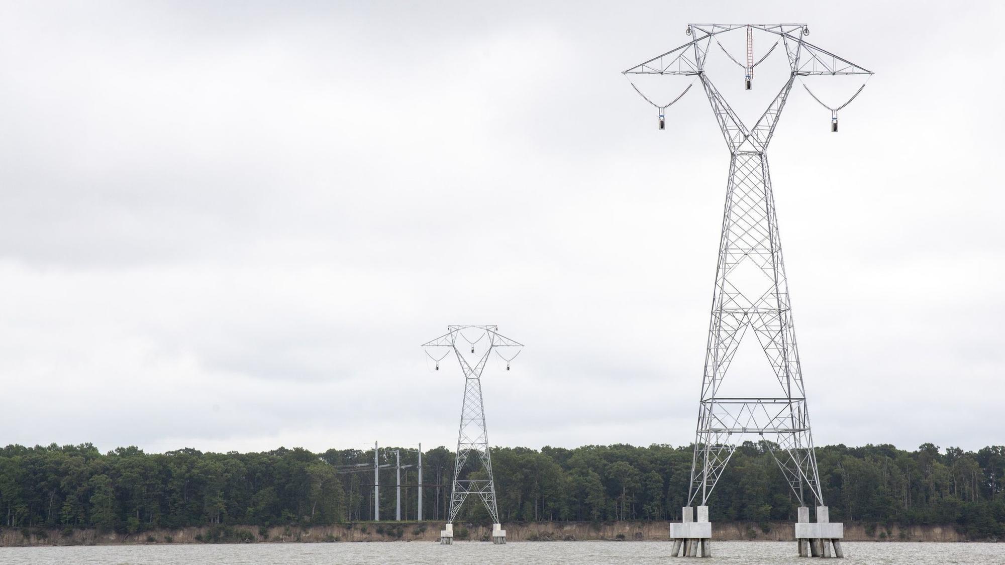 Surry-Skiffes Creek transmission towers take shape on ...