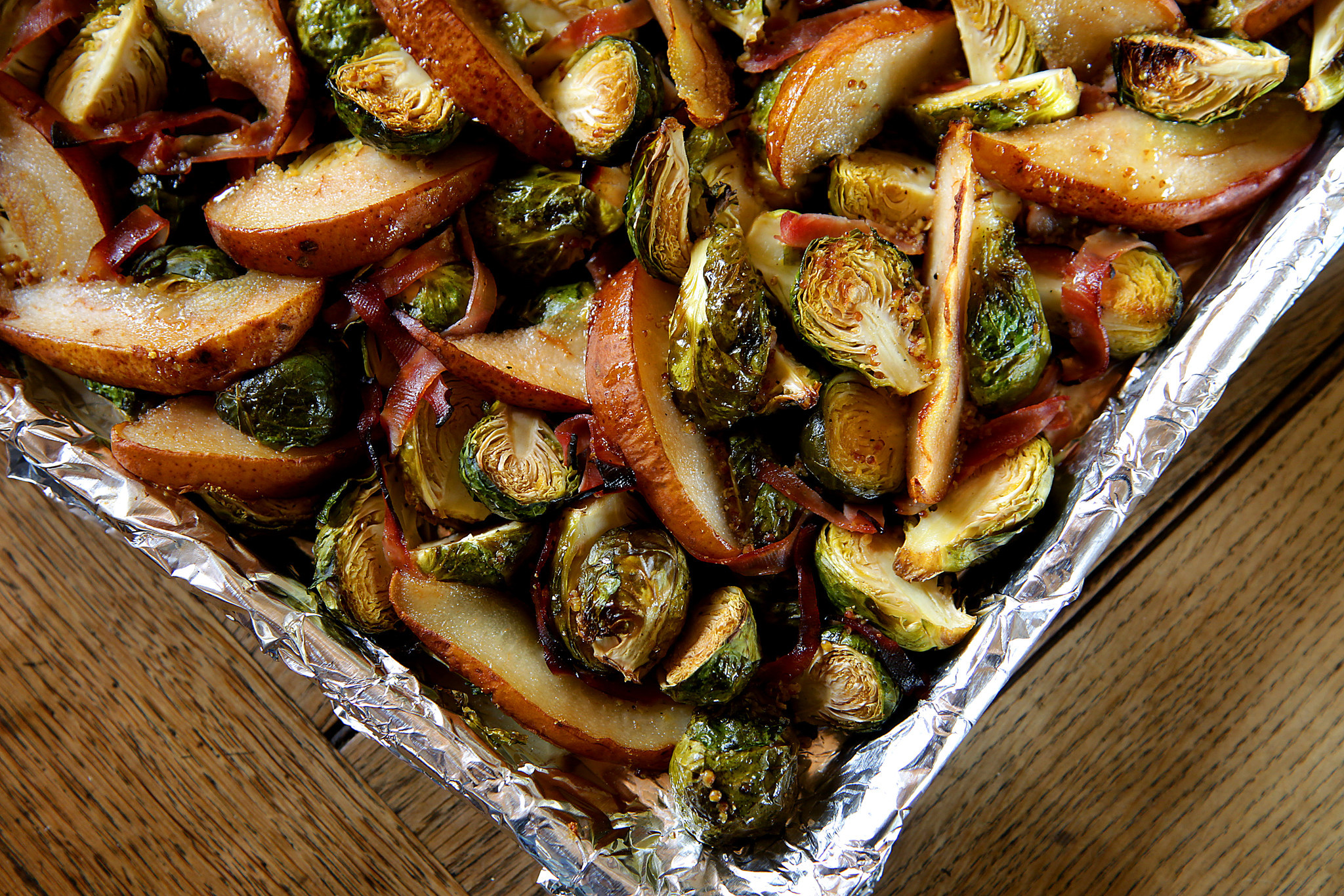Thanksgiving Just Got A Lot Easier Roast The Meal On Sheet Pans Los