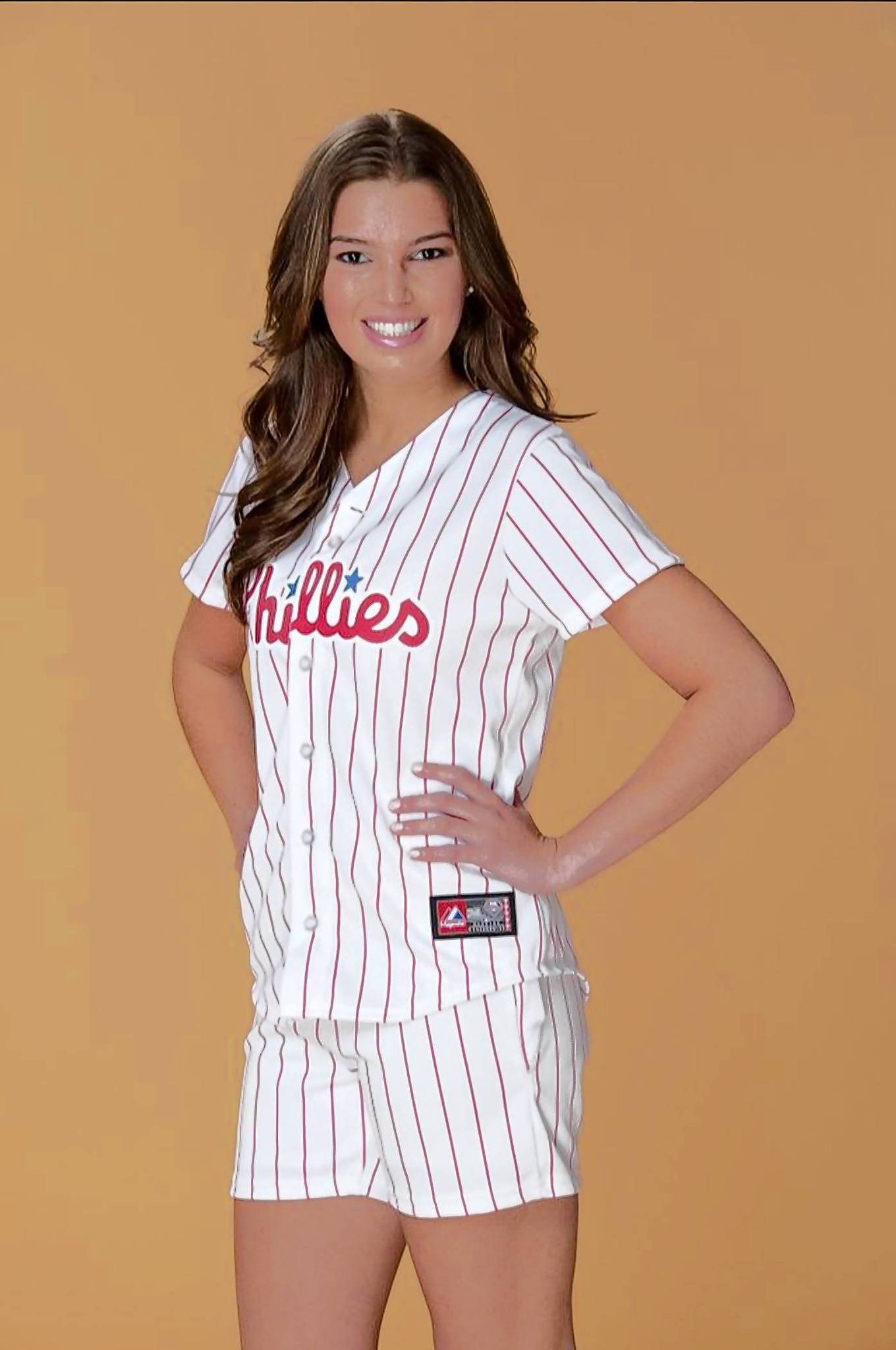 Lehigh Valley women get dream jobs: Phillies ball girls - The Morning Call
