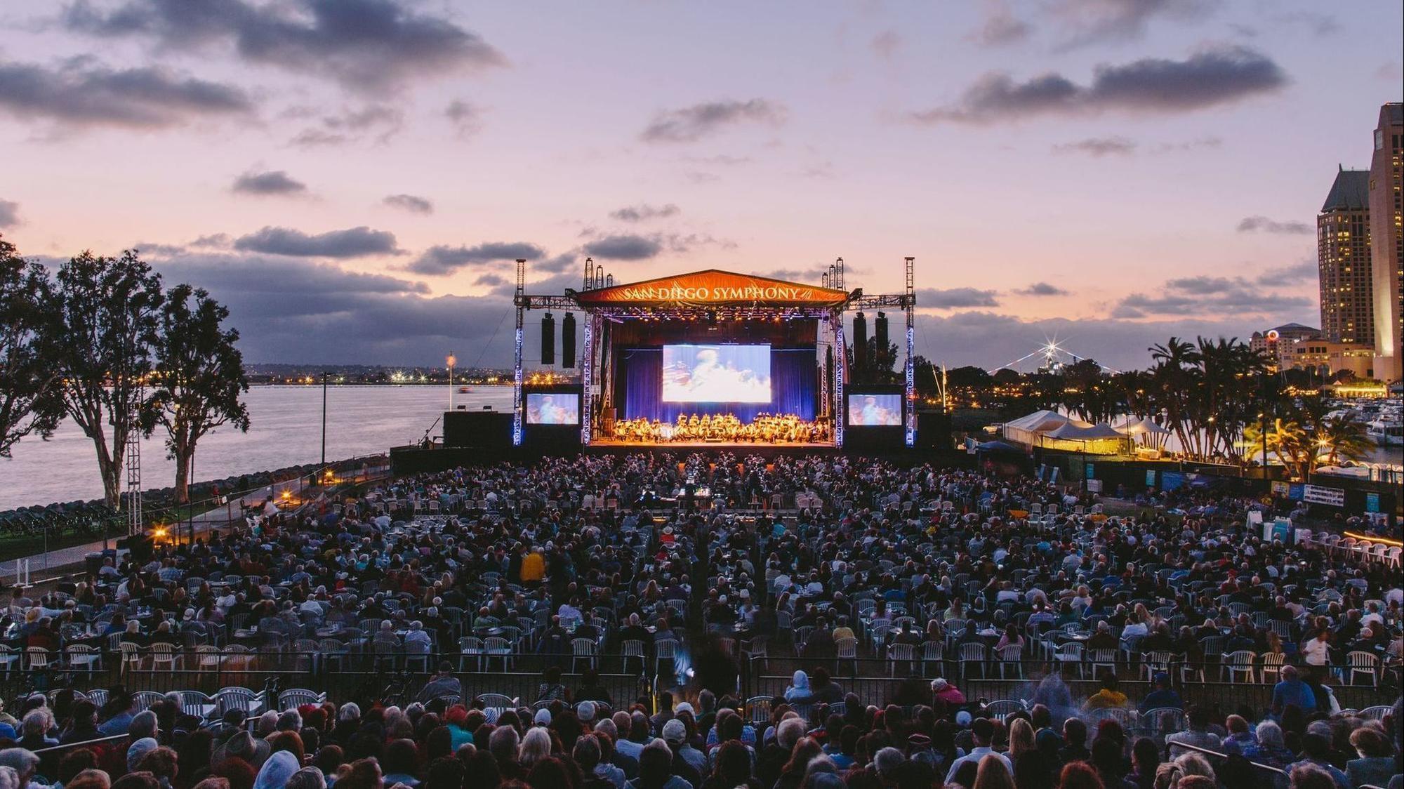 Common, Lyle Lovett, Chaka Khan head 2019 Bayside Summer Nights concert lineup - The ...