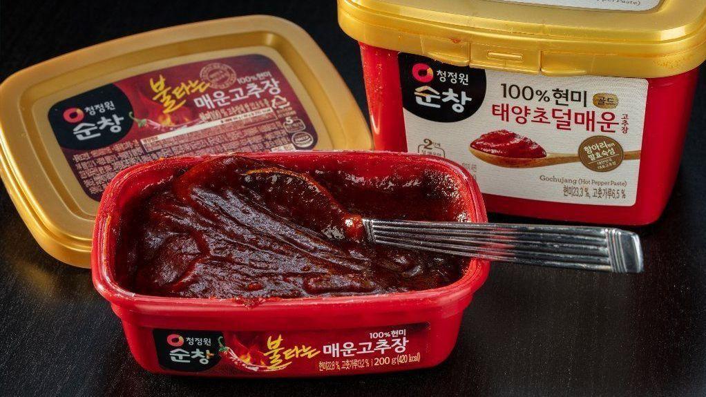 gochujang korean paste asian red just chile food containers grocery spot stores bright easy look other